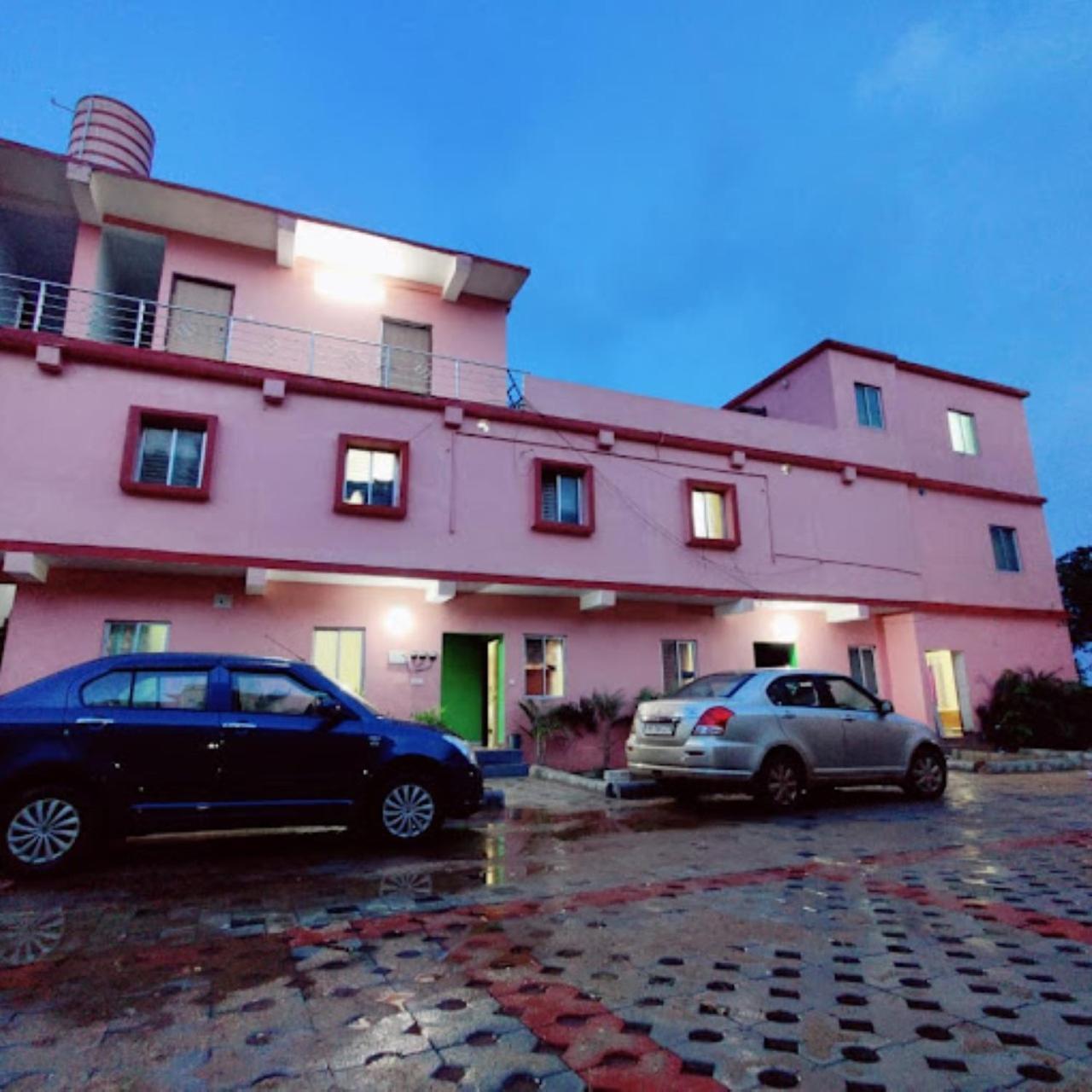 Aiims Nagar Rest House Bhubaneswar Hotel Bagian luar foto