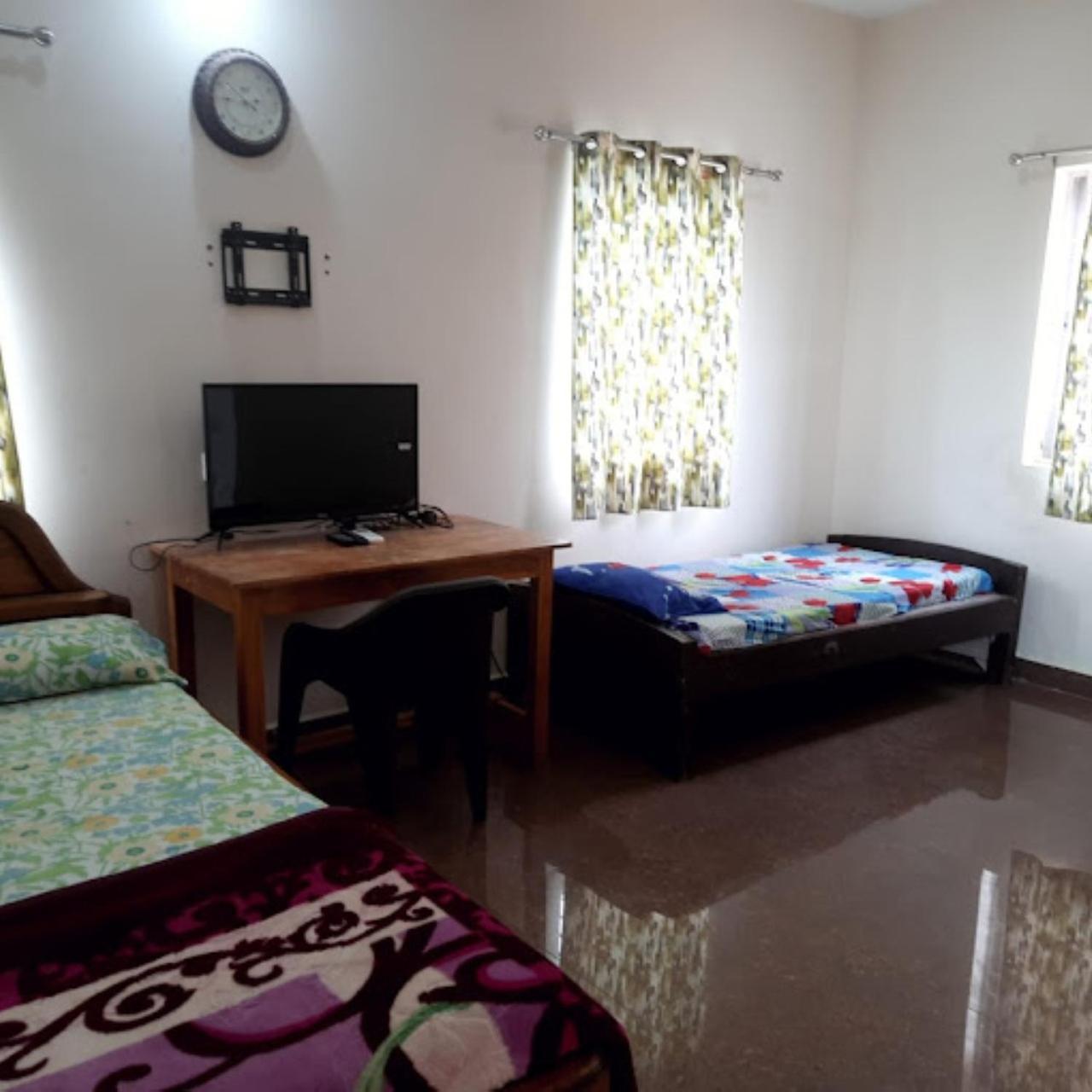 Aiims Nagar Rest House Bhubaneswar Hotel Bagian luar foto